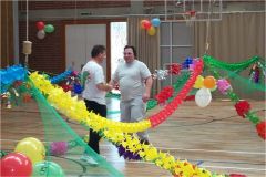 08_-_orga-team_-_aufbau_-_kinderfasching_-_2002_20111012_1113176678